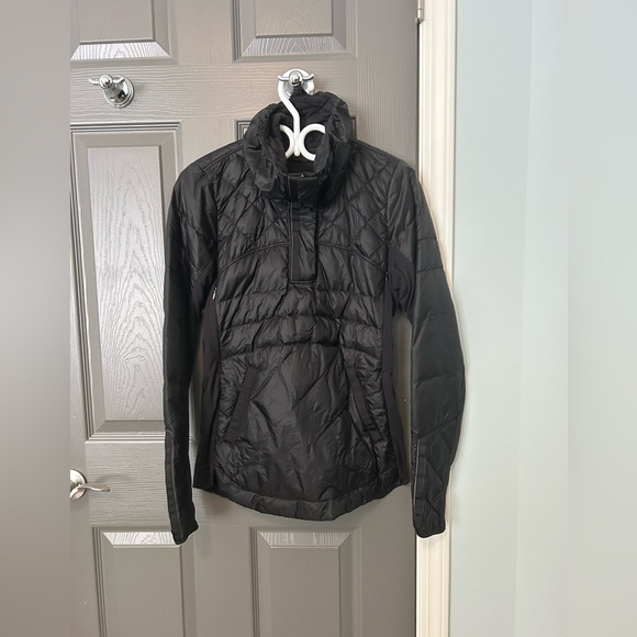 Lululemon Half Zip - Picture 1 of 8